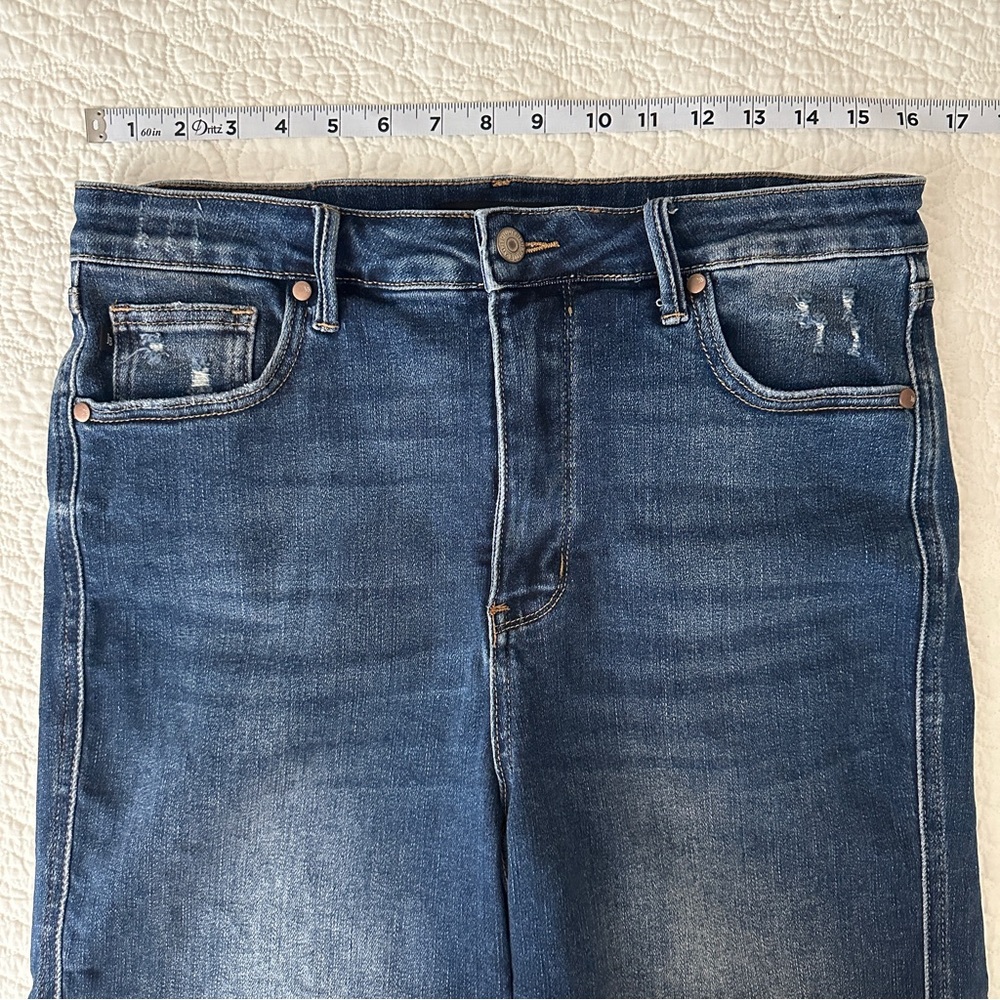 Judy Blue Tummy Control High Waist Vintage Wash Cuffed Shorts Denim Women’s XL - Picture 6 of 13